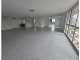 Arriendo Oficina en el Poblado