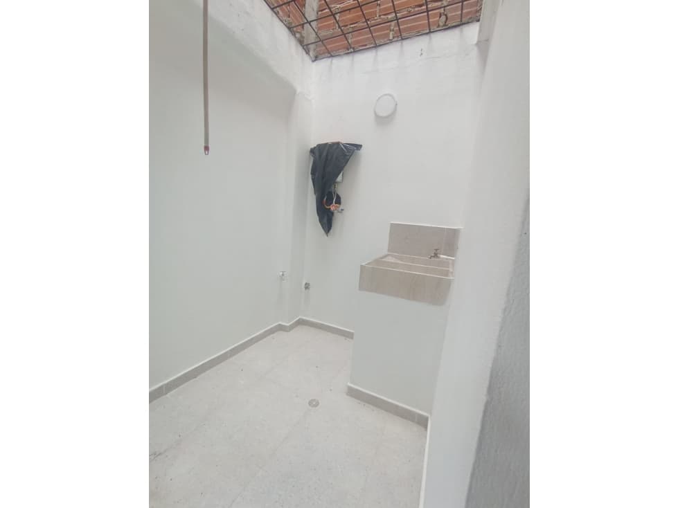 ARRIENDO CARMEN DE VIBORAL — foto 4