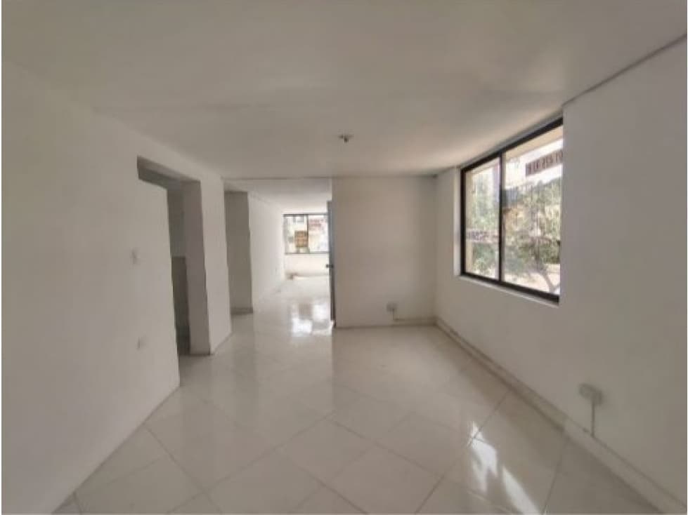 Arriendo Oficina en Laureles — foto 3