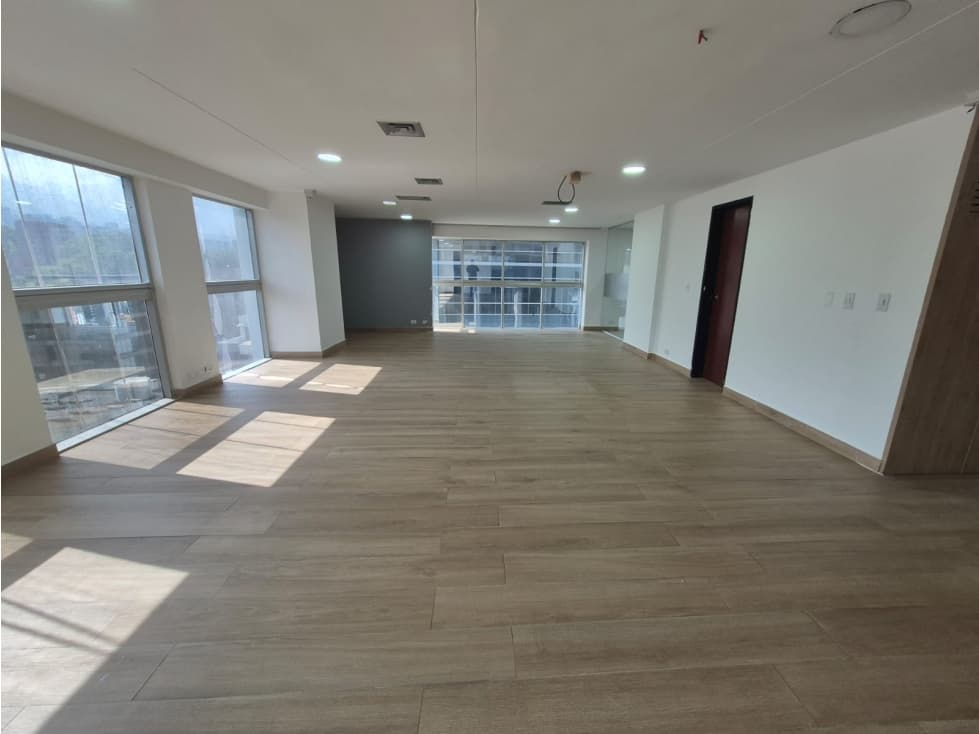 Oficina en Arriendo en Medellin — foto 1