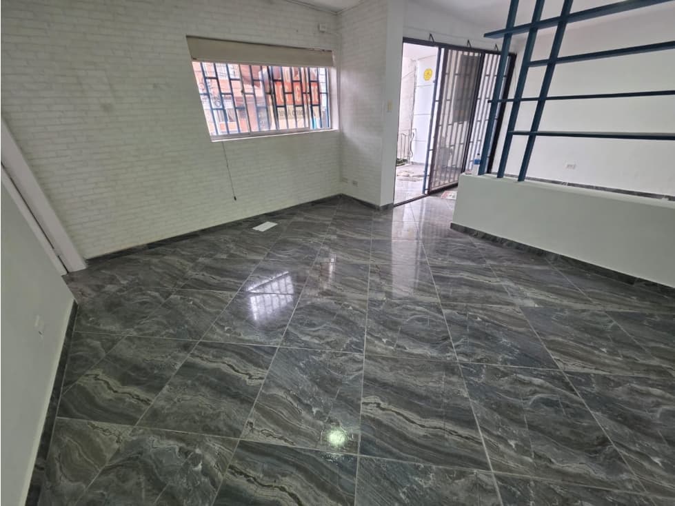 Arriendo Casa Comercial en la Floresta — foto 3