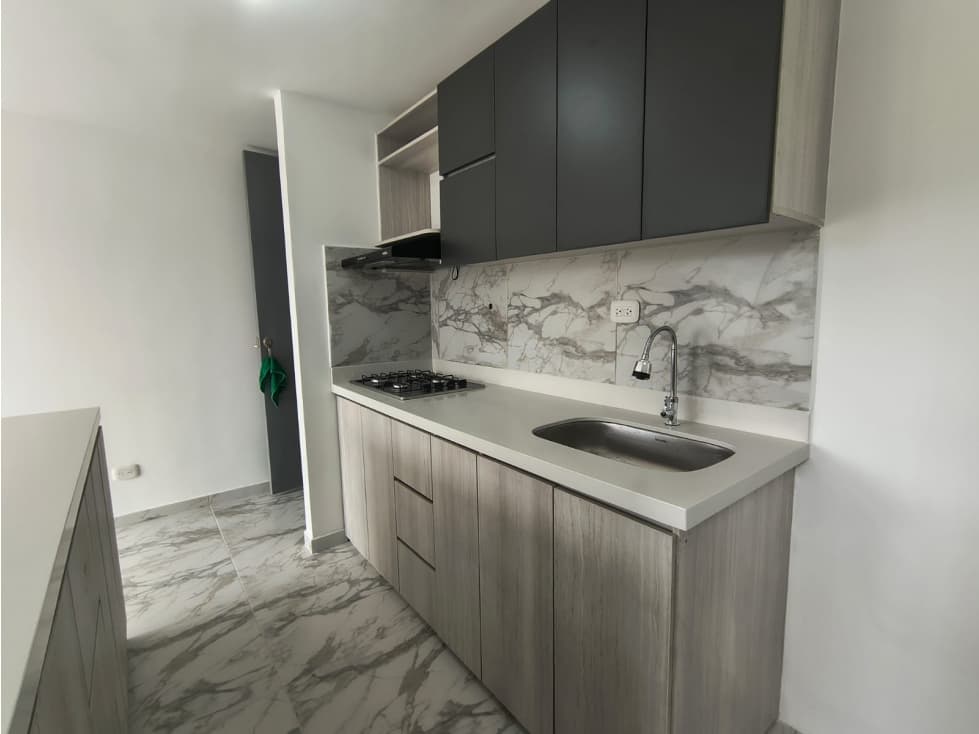 Se arrienda apartamento en bello — foto 1