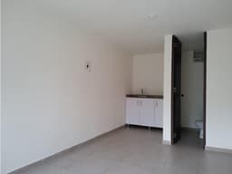 VENTA DE LOCAL EN LOS CAMBULOS, MANIZALES