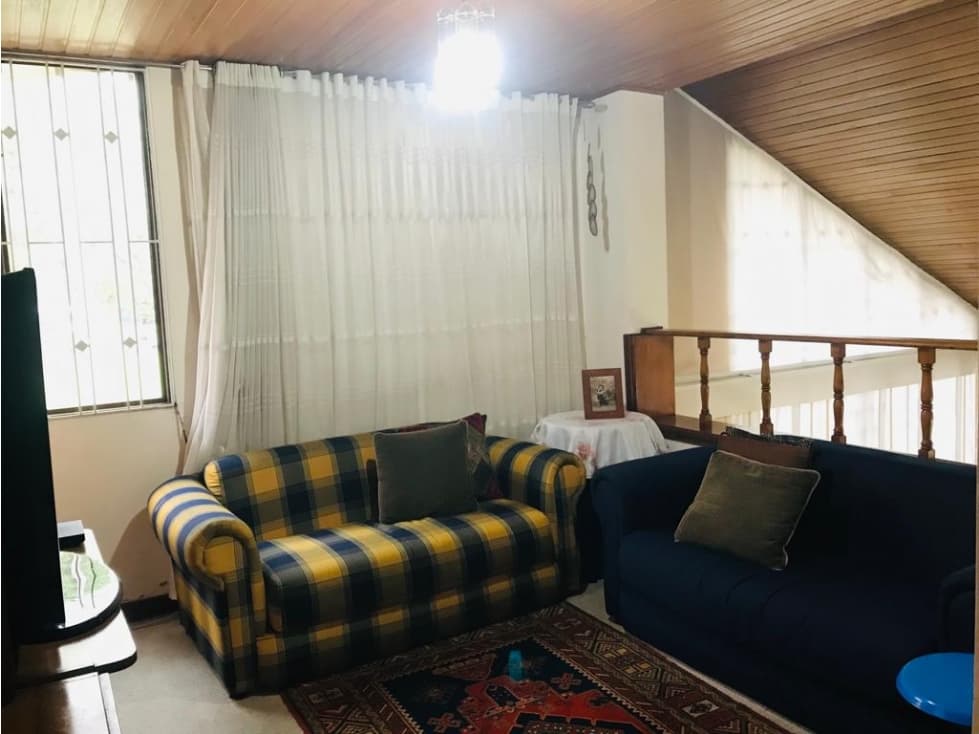 VENDO CASA EN BATAN PARA REMODELAR — foto 4
