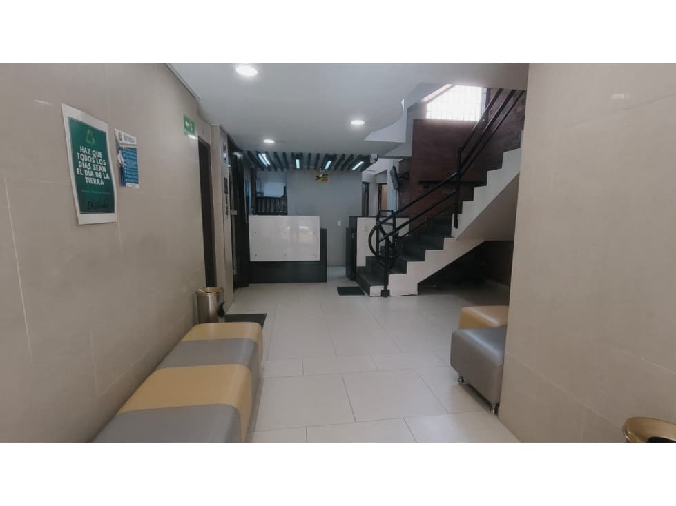 OFICINA EN VENTA CHAPINERO — foto 1