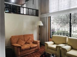 VENDO CASA EN BATAN PARA REMODELAR