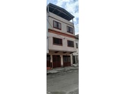 Vendo Casa multifamiliar en Los Libertadores Cali 9752701 SR