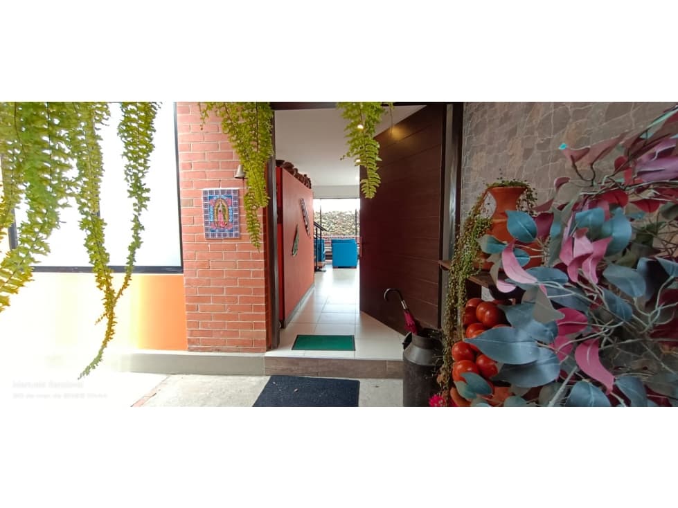 CASA EN CHIA DE SOLO UNA PLANTA — foto 4