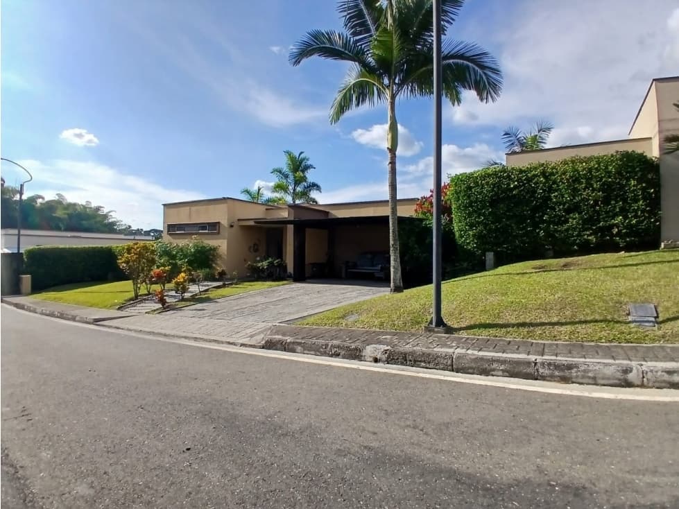 VENDO CASA CAMPESTRE CAIMO ARMENIA — foto 1