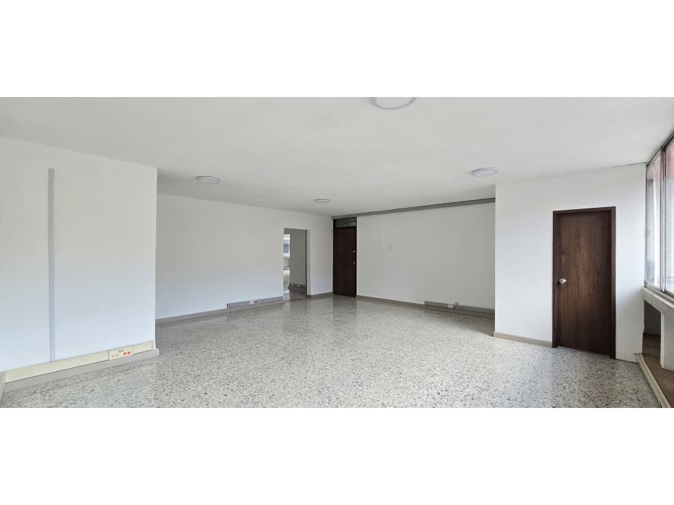 VENTA DE OFICINA CENTRO, ARMENIA — foto 2