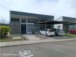 VENDO CASA CAMPESTRE CONDOMINIO SENIOR S CLUB ARMENIA