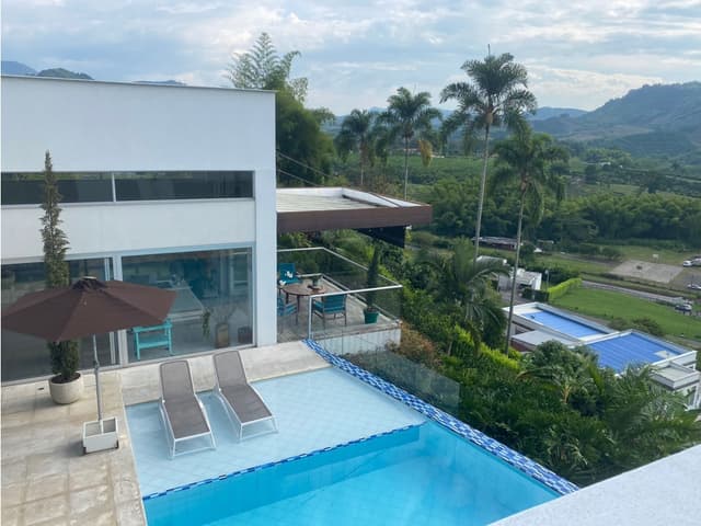 Casa campestre en arrendamiento - Vereda Las Pavas - Manizales