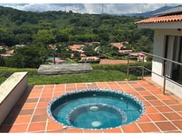 Casa campestre en venta - Tres Puertas - Manizales