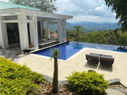 Casa campestre en venta - San peregrino - Manizales