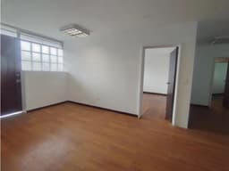 Oficina en arrendamiento - Belén - Manizales