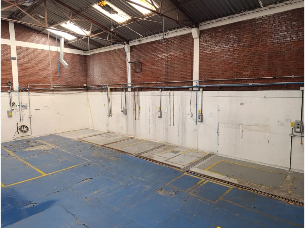 VENTA BODEGA SAMPER MENDOZA — foto 4