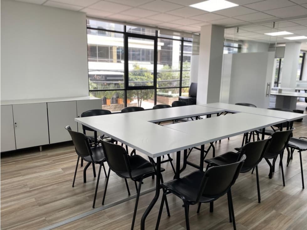 Oficinas amobladas Chicó: 170m2, 2B y 4P — foto 3