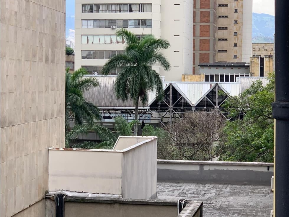Venta Oficina Centro de Medellín — foto 4