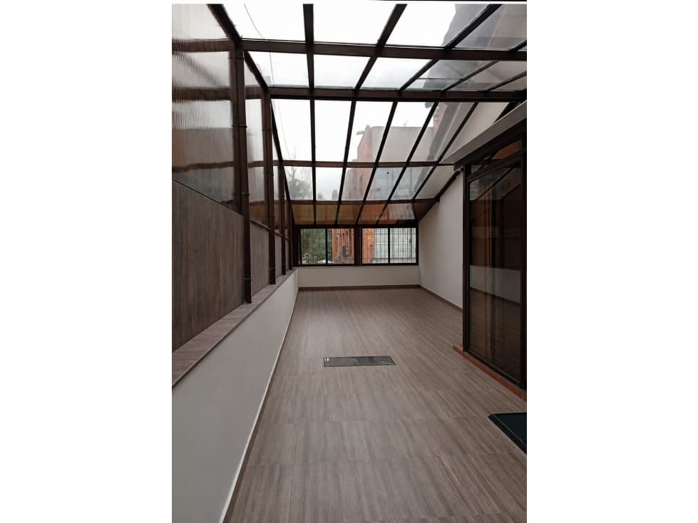 ARRIENDO OFICINA .O VIVIENDA — foto 1