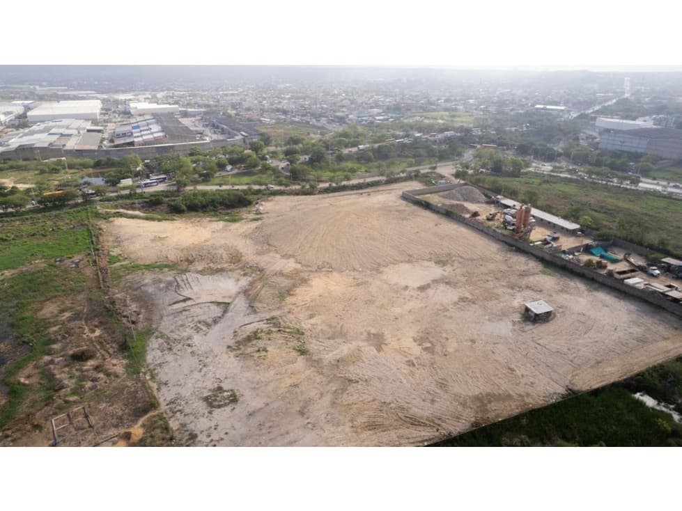 VENTA LOTE COMERCIAL E INDUSTRIAL — foto 6