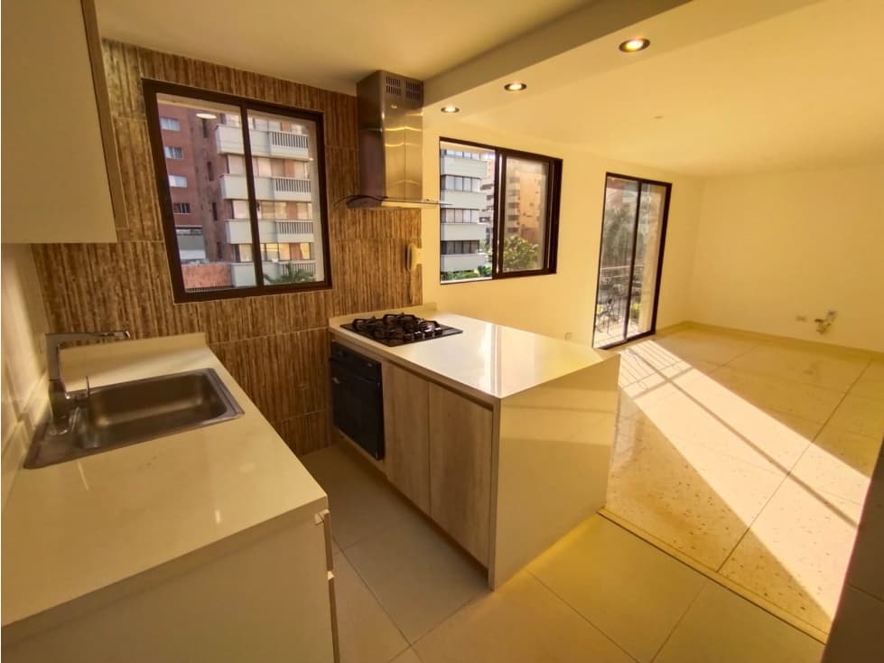 VENTA APARTAMENTO EL GOLF — foto 2