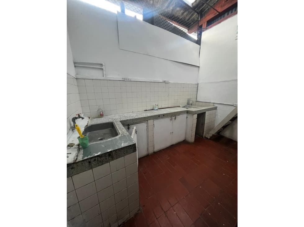 SE ARRIENDA LOCAL COMERCIAL EN EL CENTRO DE MANIZALES — foto 5