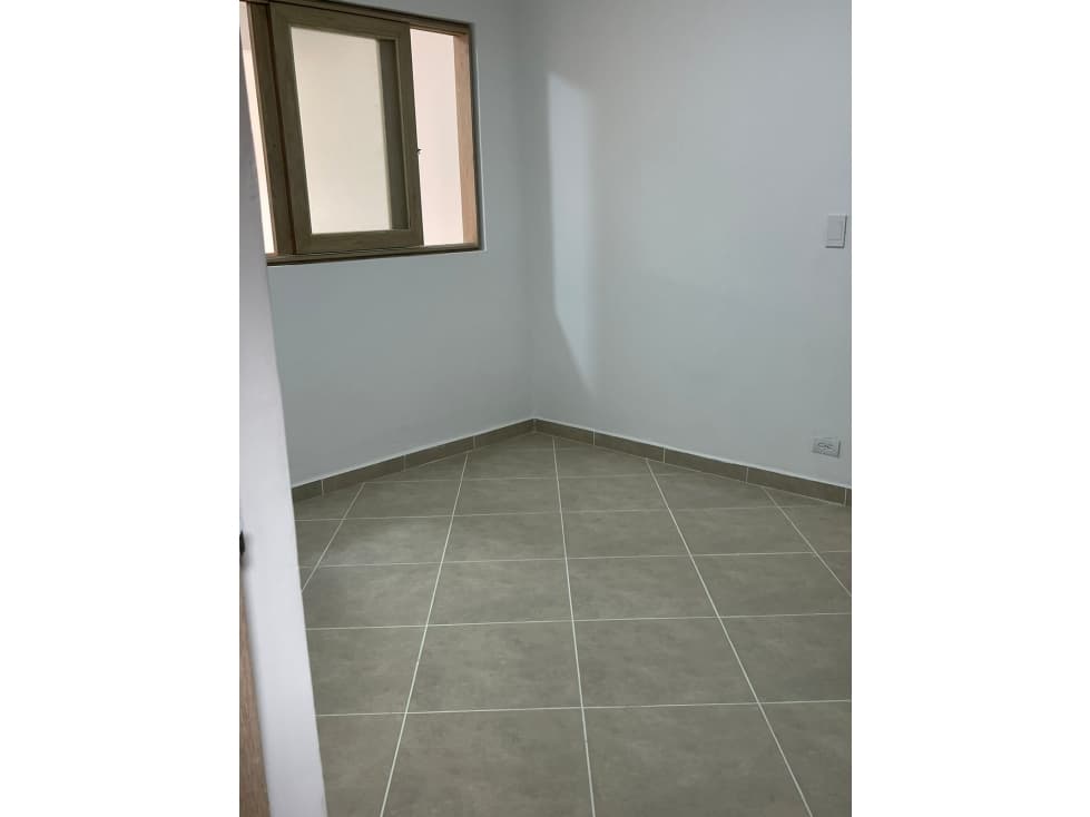 Casa Remodelada a la Venta en Sector El Trianón - Envigado — foto 1