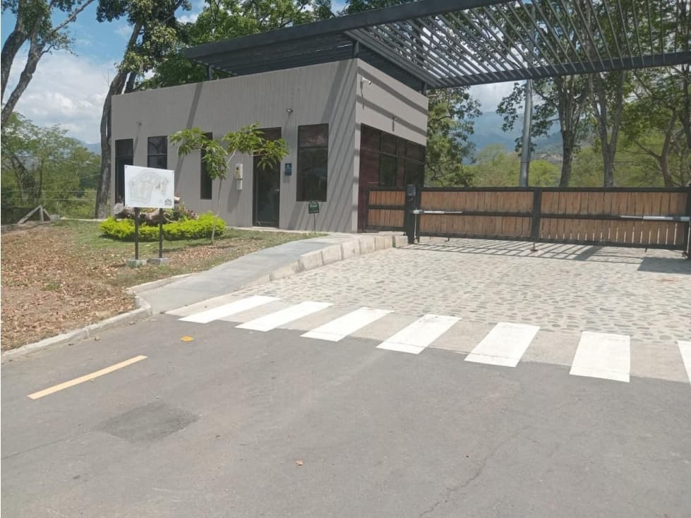 Lote a la Venta en Parque Residencial - Sopetrán — foto 4