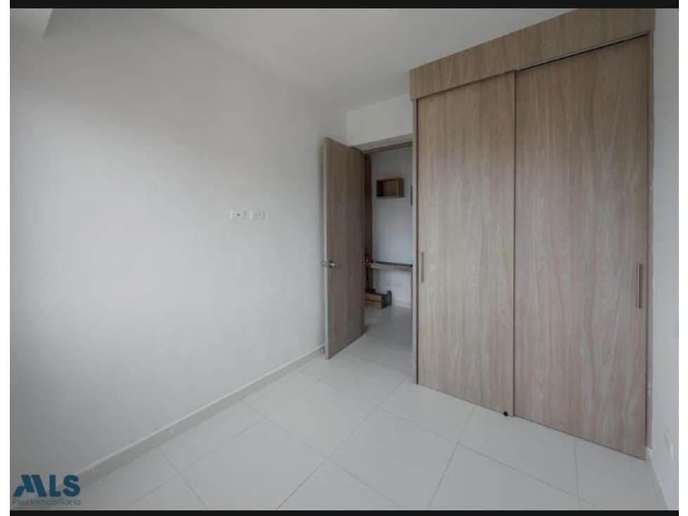 Apartemento en venta en Itagui — foto 1