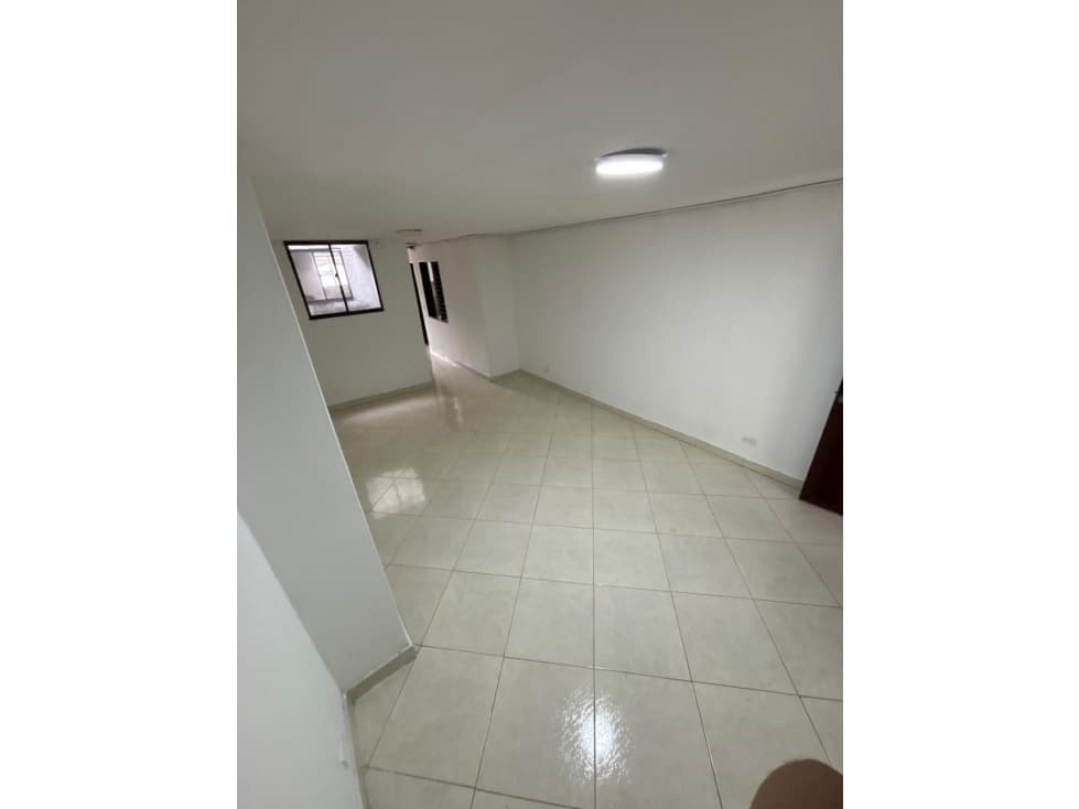 Venta de casa en Itagüí, zona céntrica — foto 4