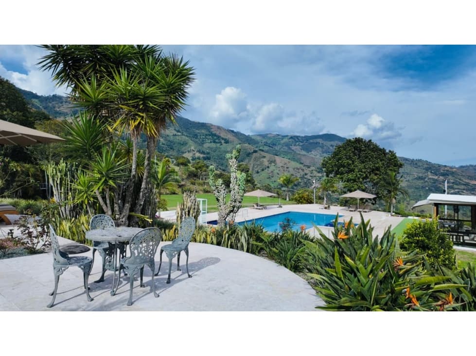 Venta de finca en Copacabana — foto 4
