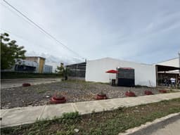 LOTE ESQUINERO EN VENTA EN LA MARGEN IZQUIERDA - MONTERIA