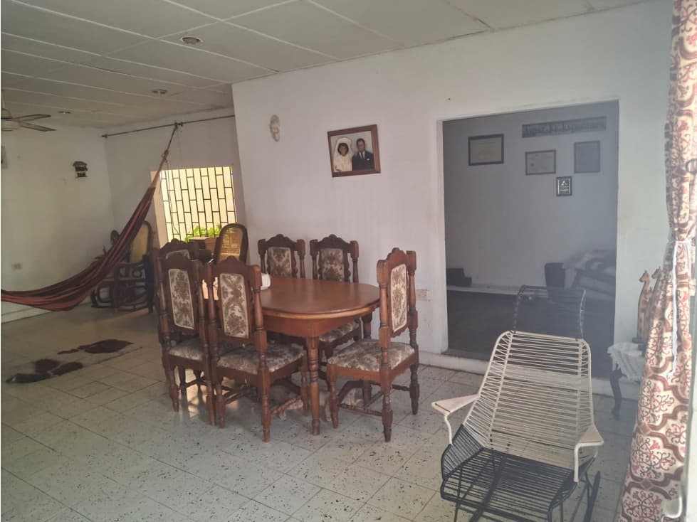 CASA EN VENTA PARA REMODELAR EN EL CENTRO - MONTERIA — foto 2