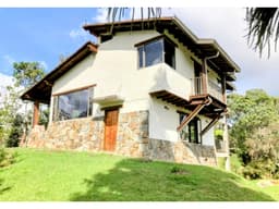 Venta Hermosa Casa Campestre, vereda Sajonia cercana al Aeropuerto