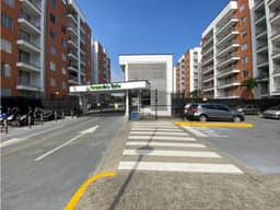 VENDO APARTAMENTO EN CR PARQUES DE LA BOCHA