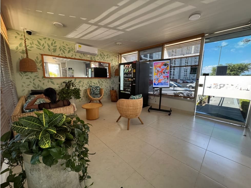 ARRIENDO APARTAMENTO EN CR LAUREL - 3 PISO — foto 2