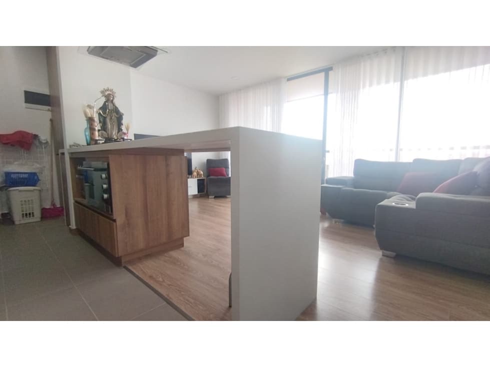 Venta de Apartamento Moderno en Envigado, El Trianón — foto 3