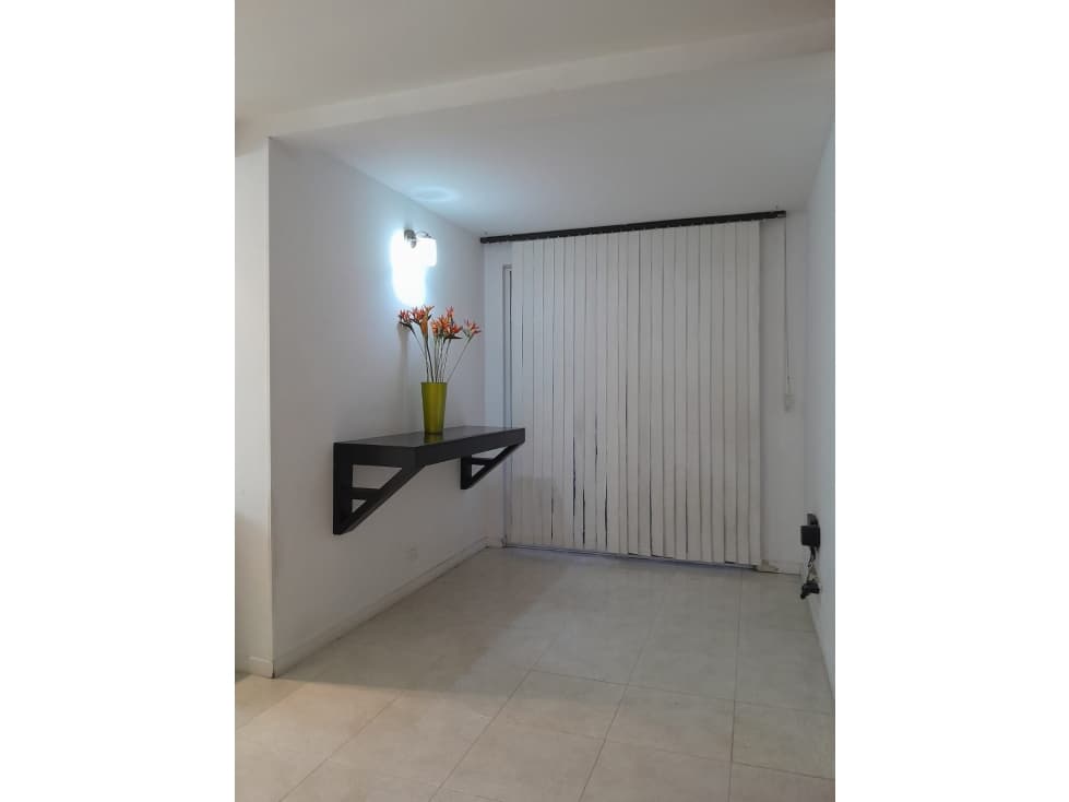 VENDO APARTAMENTO PRADOS DEL LIMONAR — foto 3