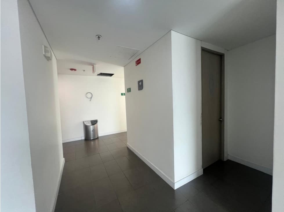 Oficina en Venta en Sabaneta — foto 2