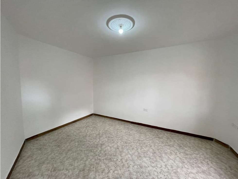 SE VENDE CASA UNIFAMILIAR, LA CEJA — foto 5