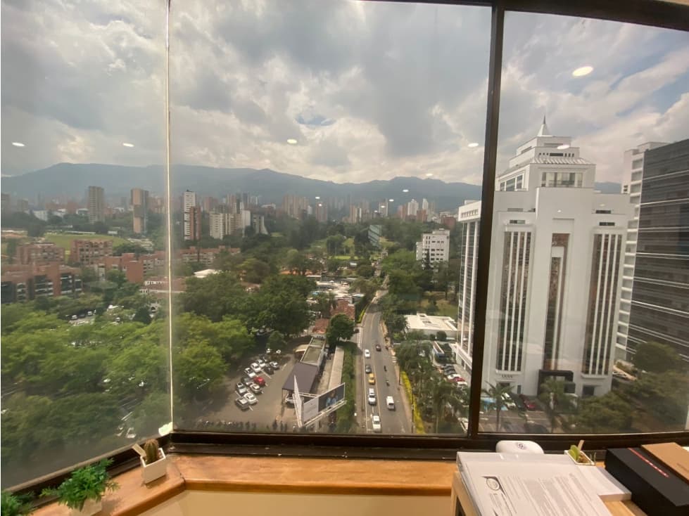 Oficina en sector de el Campestre - El Poblado — foto 2