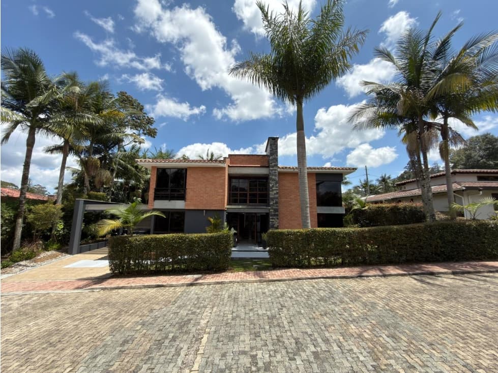 Casa en Venta, El Retiro , Envigado 440 m2 — foto 1