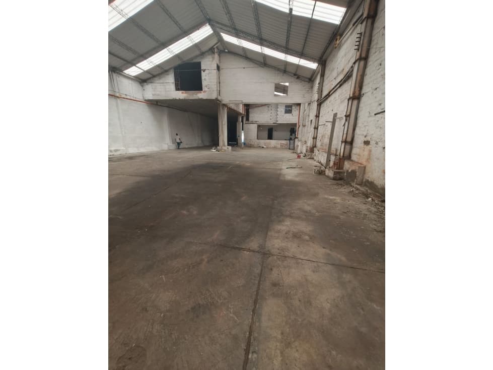 Bodega en Venta, Villa Paula, Itagüí 1.370 m2 — foto 2