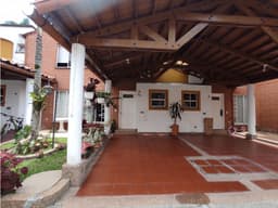 Casa en venta condominio Norte de Armenia