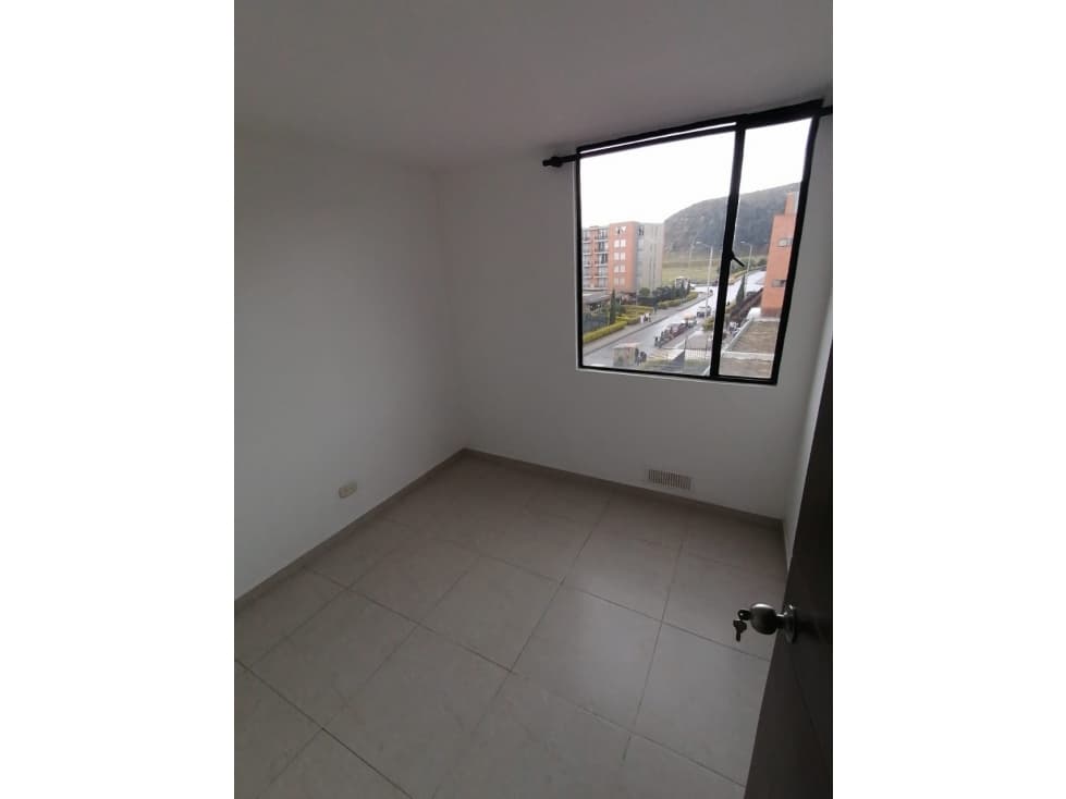 APARTAMENTO EN VENTA CIUDAD VERDE, SOACHA — foto 2