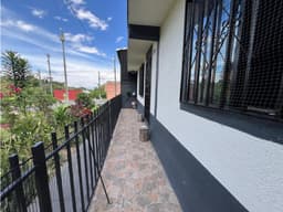 CASA REMODELADA PARA LA VENTA