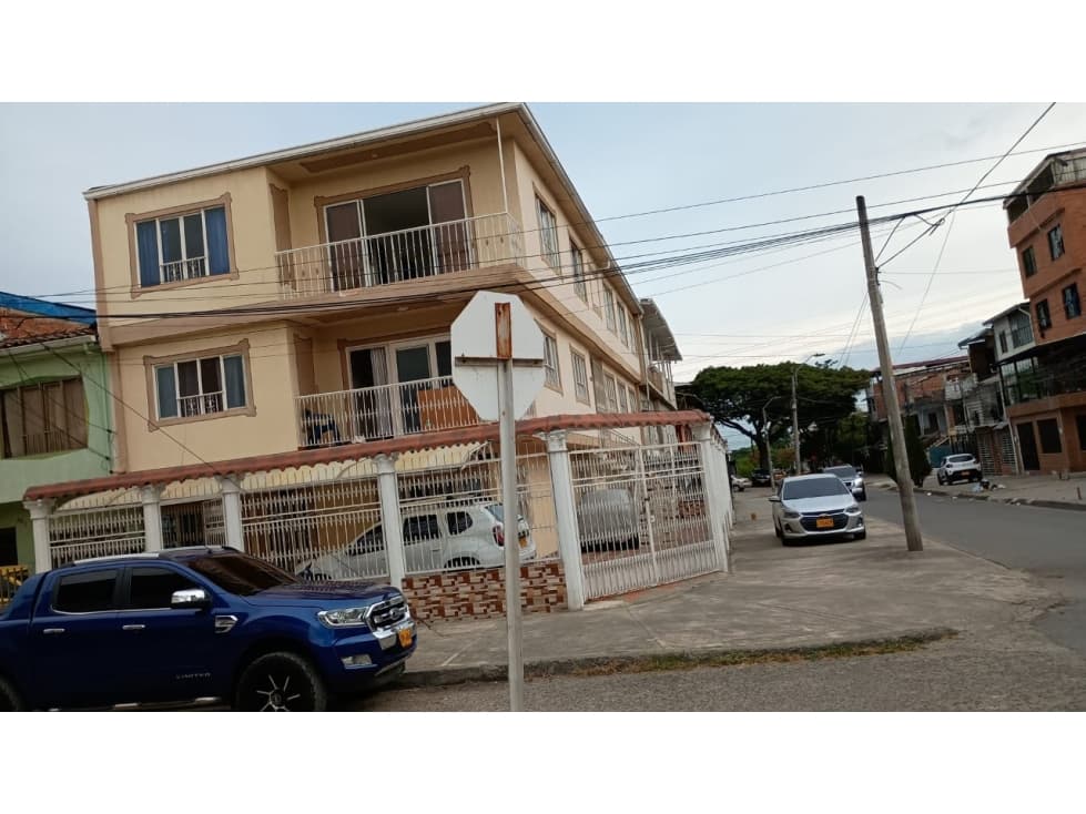 NUEVA FLORESTA EDIFICIO 4 APARTAMENTOS Y 1 CASA, — foto 5