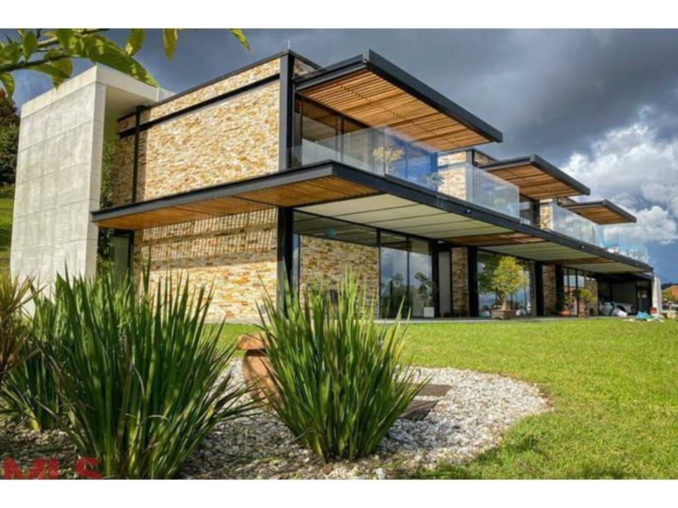 Casa en venta en Alto de las Palmas, Envigado — foto 2