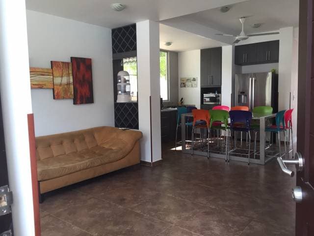 SE ARRIENDA CABAÑA AMOBLADA EN CONJUNTO CERRADO — foto 2