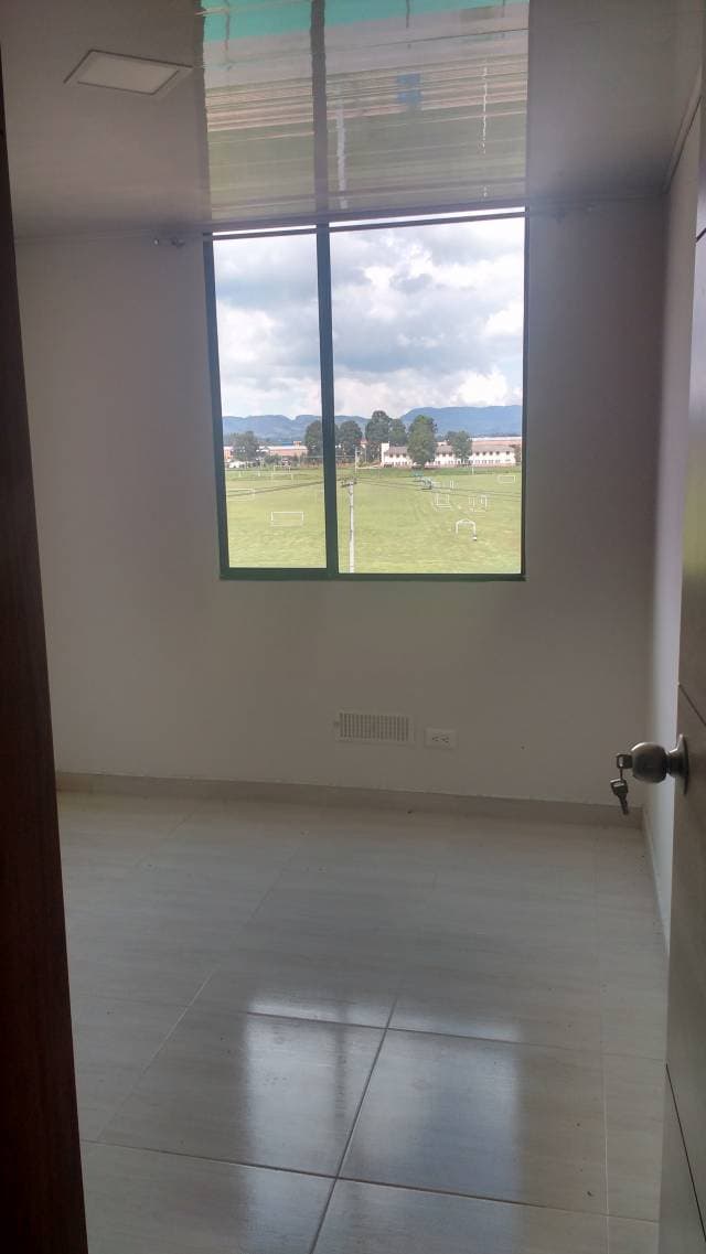 MADRID ARRIENDO APARTAMENTO EL RETIRO — foto 5